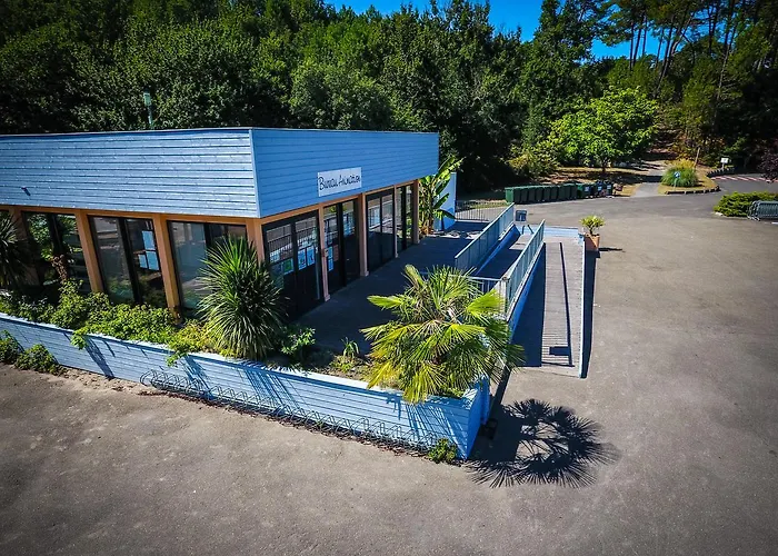 Village Les Genets Üdülőpark *