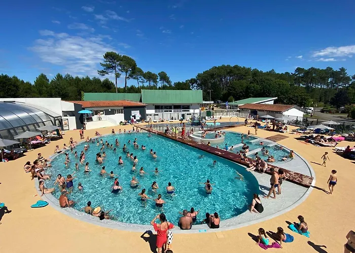 Village Les Genets منتزه العطل *