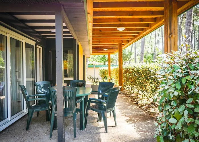 פארק נופש Village Les Genets