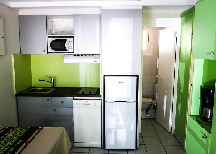 Village Les Genets منتزه العطل ليو