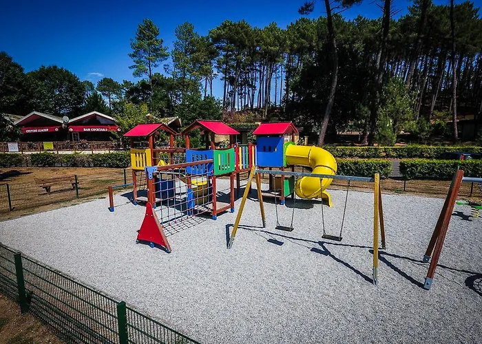 Village Les Genets פארק נופש Léon